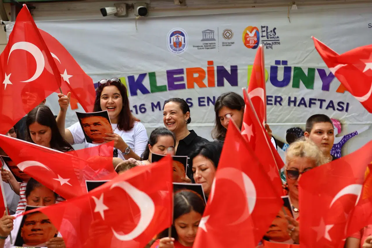 Ele Ele Tutuştuğumuz Sürece Aşamayacağımız Hiçbir Engel Yok