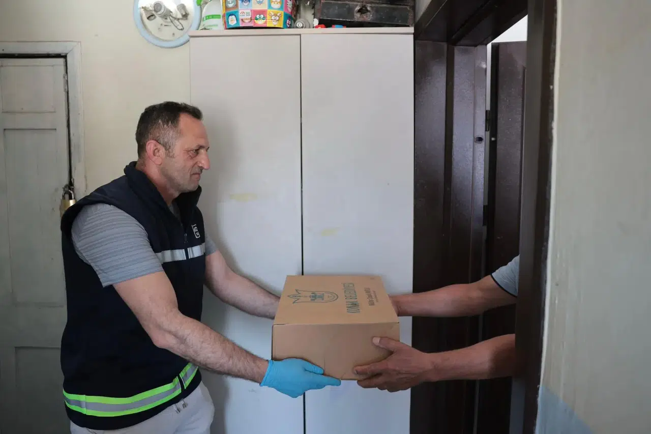 Kurban bağışları ihtiyaç sahiplerinin sofralarına ulaştırıldı