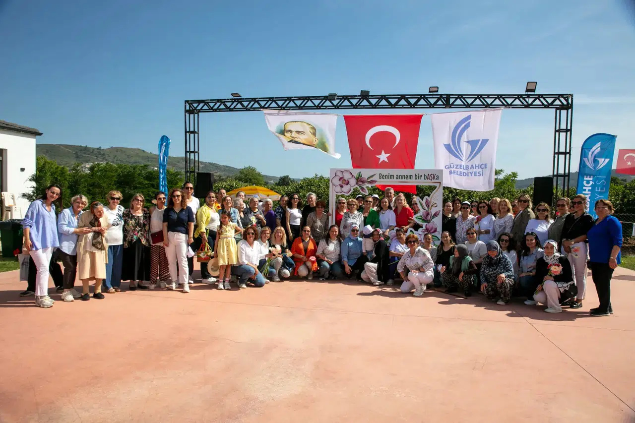 Anneler Günü’nde Güzelbahçe’de Sevgi Dolu Buluşma