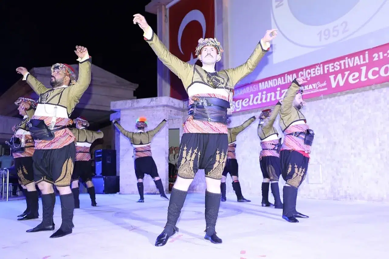 Menderes’te Mandalina Çiçeği Festivali Yapılacak