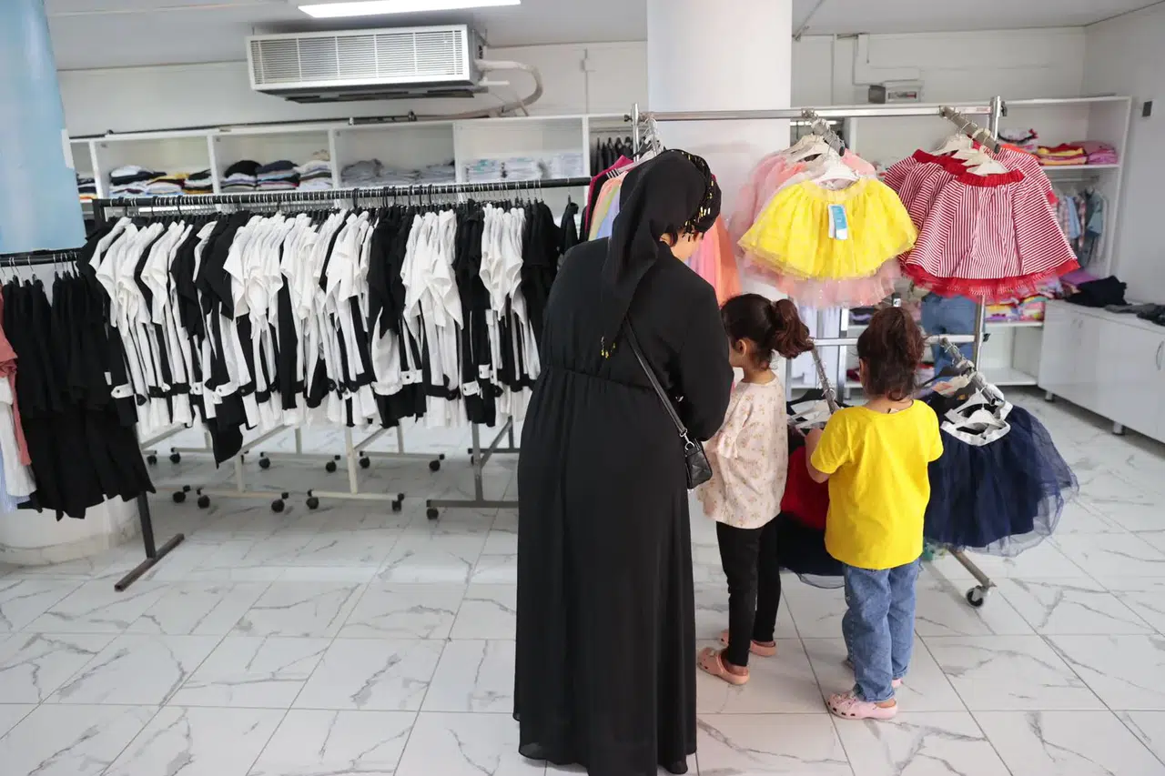 Konak Giysi Market’te bayram neşesi yaşandı