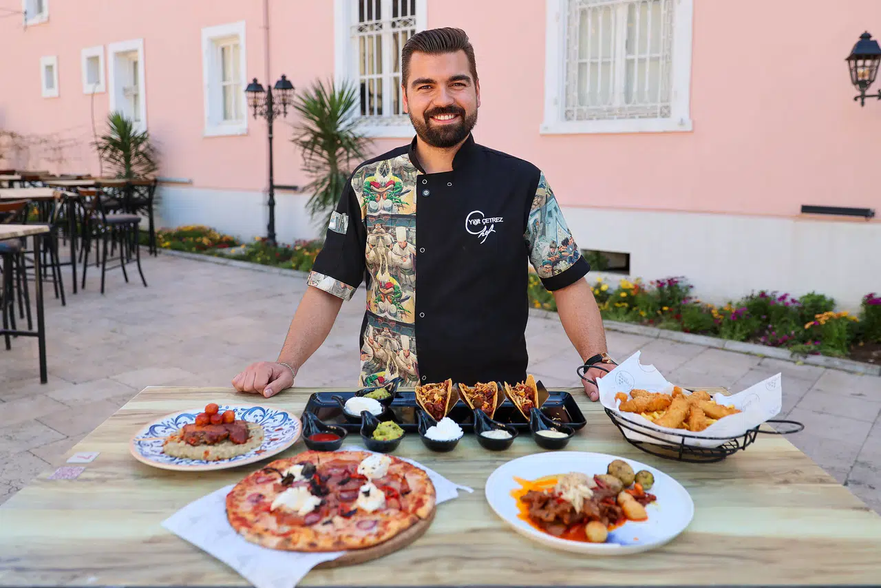 Buca’nın kalbinde dünya lezzetleri
