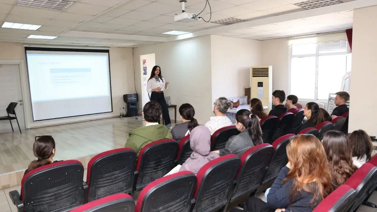 Çiğli Belediyesi’nden Öğrencilere Sınav Kaygısı Desteği