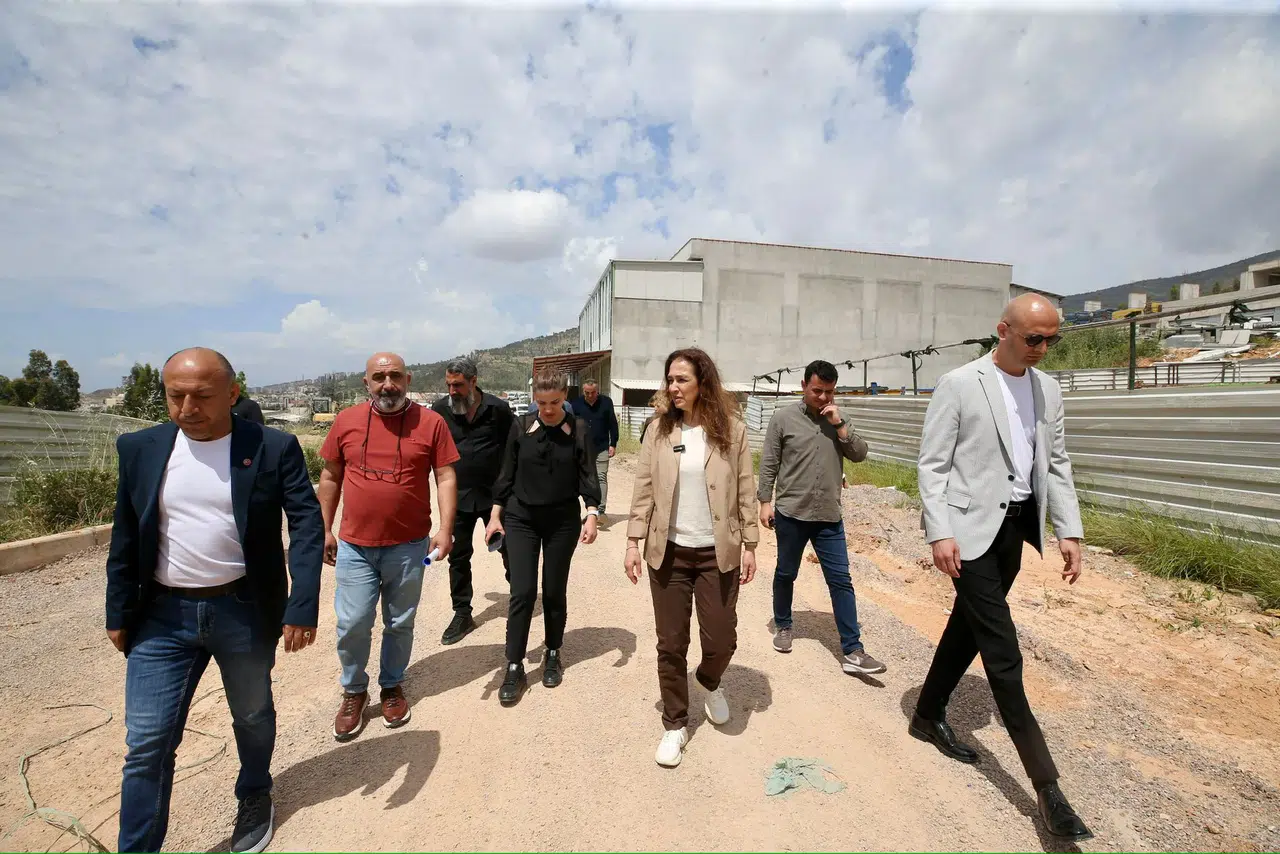 Başkan Ünsal, Örnekköy Sanayi Sitesi'ni Ziyaret Ederek Yerel Esnafla Buluştu
