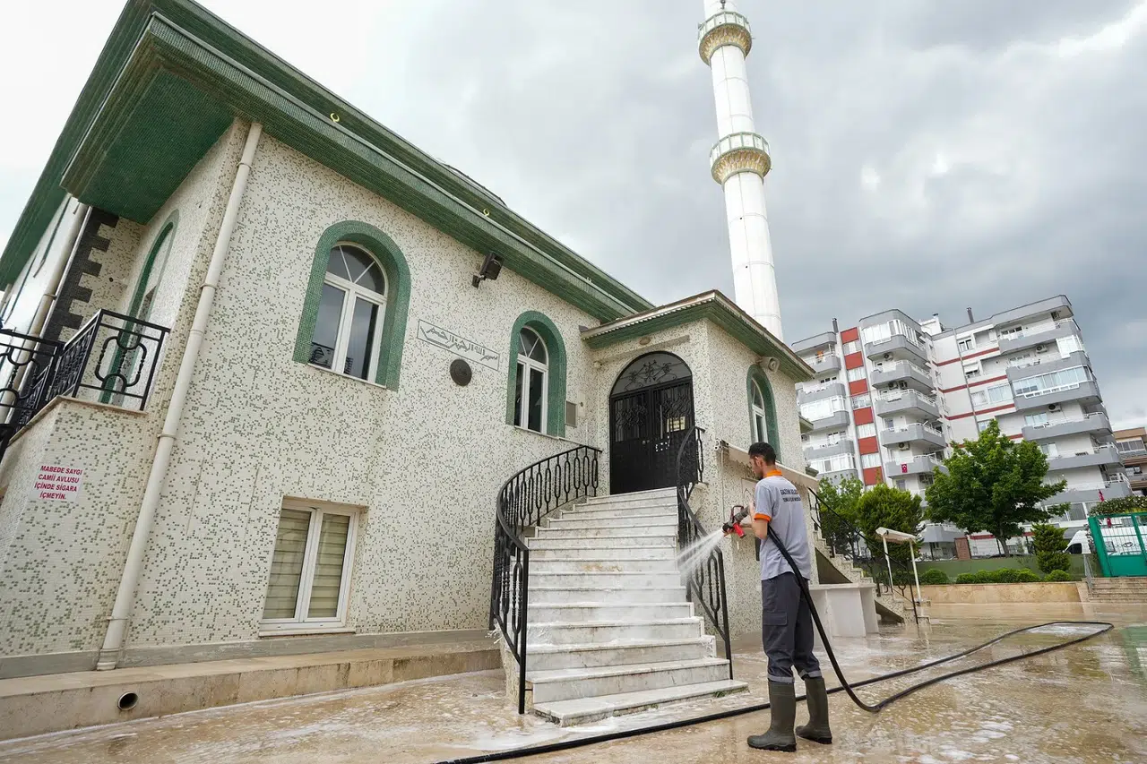 Gaziemir’de Kurban Bayramı Temizliği İçin Hazırlıklar Tımır Tımır Yapılıyor!