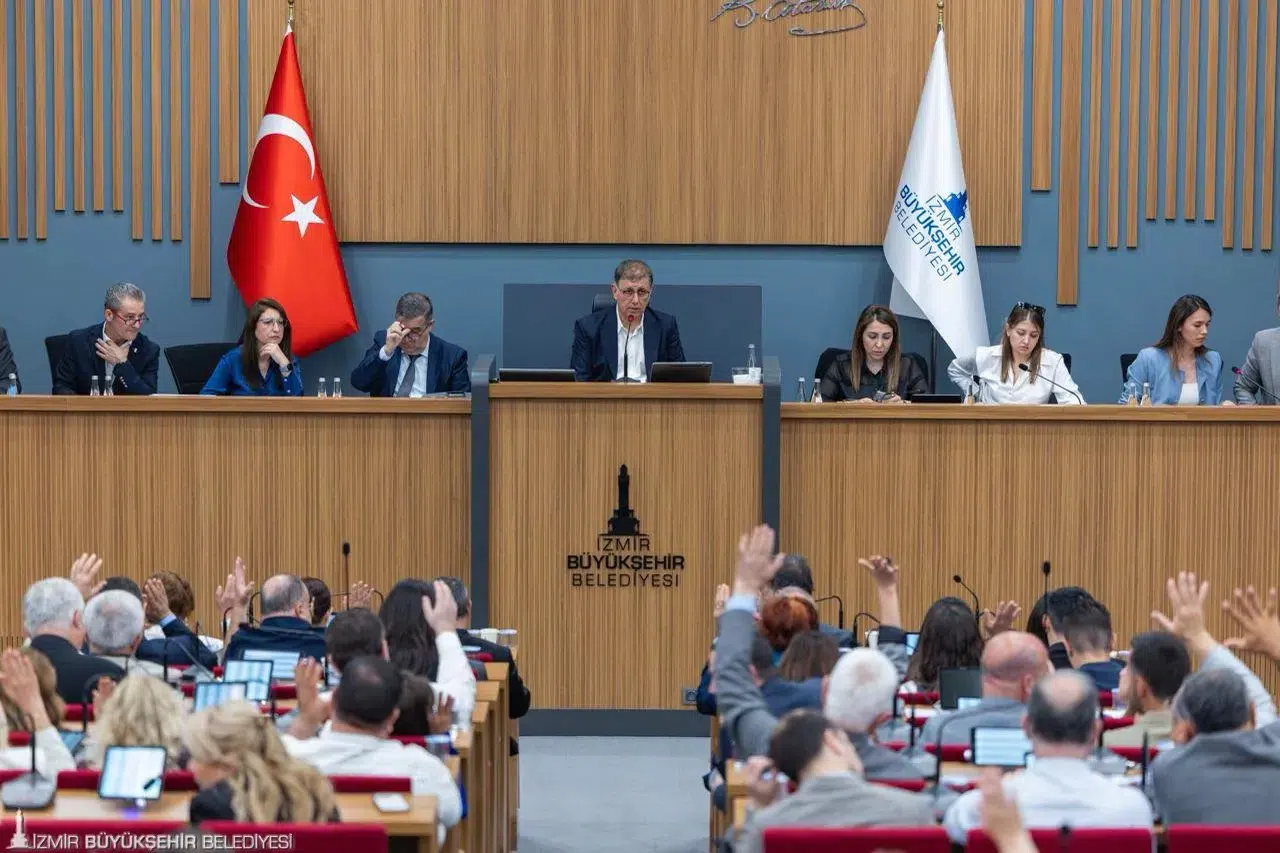 Karşıyaka Stadı İçin Beklenen Onay, Meclisten Geçti!