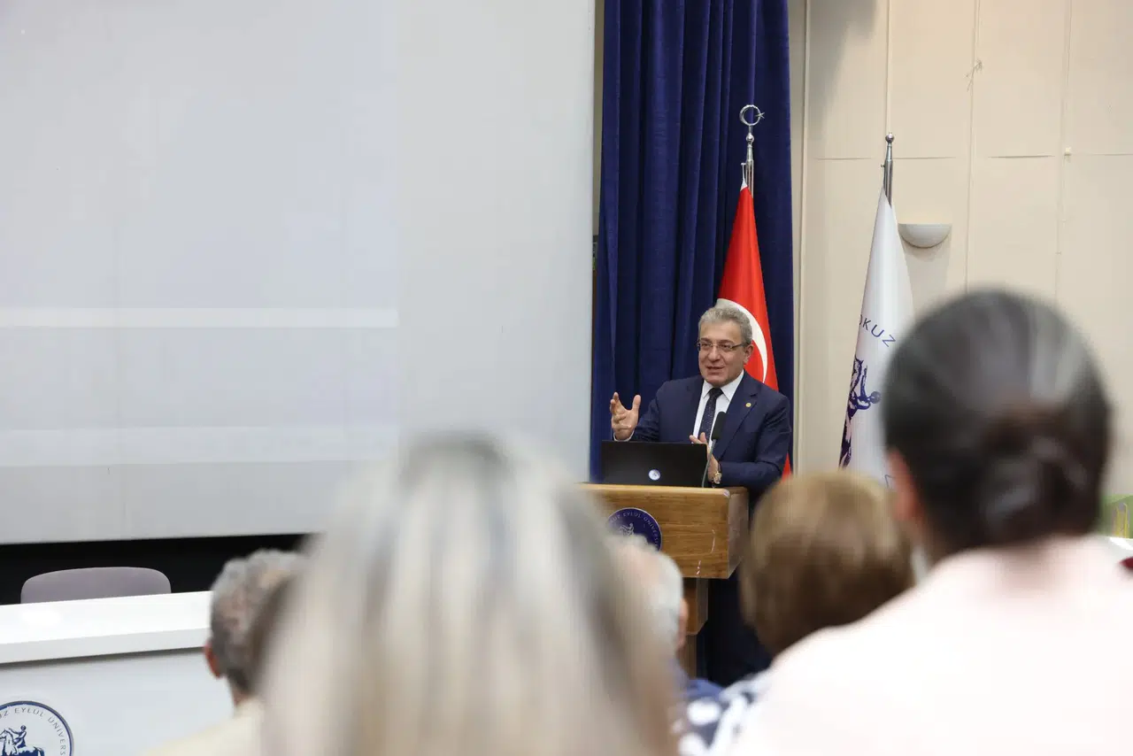 DEÜ 7. ÇEVRE GÜNLERİ SEMPOZYUMU GERÇEKLEŞTİRİLDİ