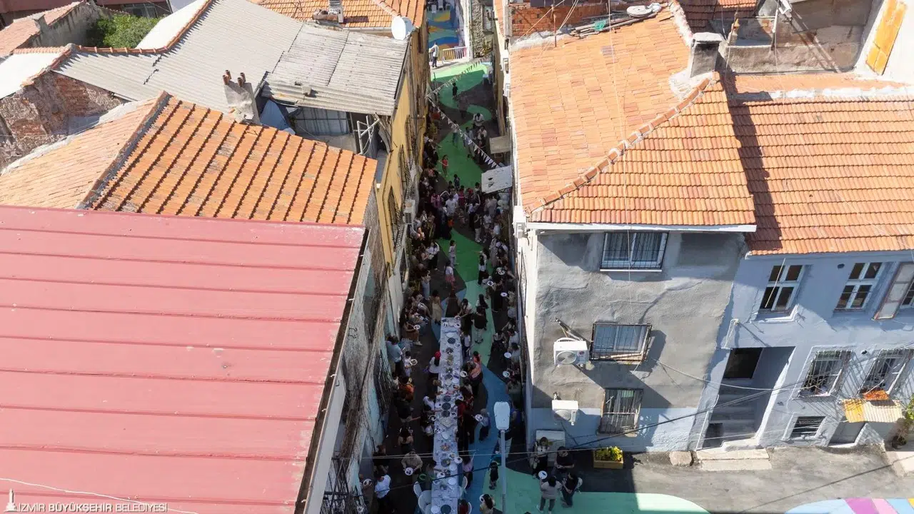 Çıkmaz sokaktan umut sokağına