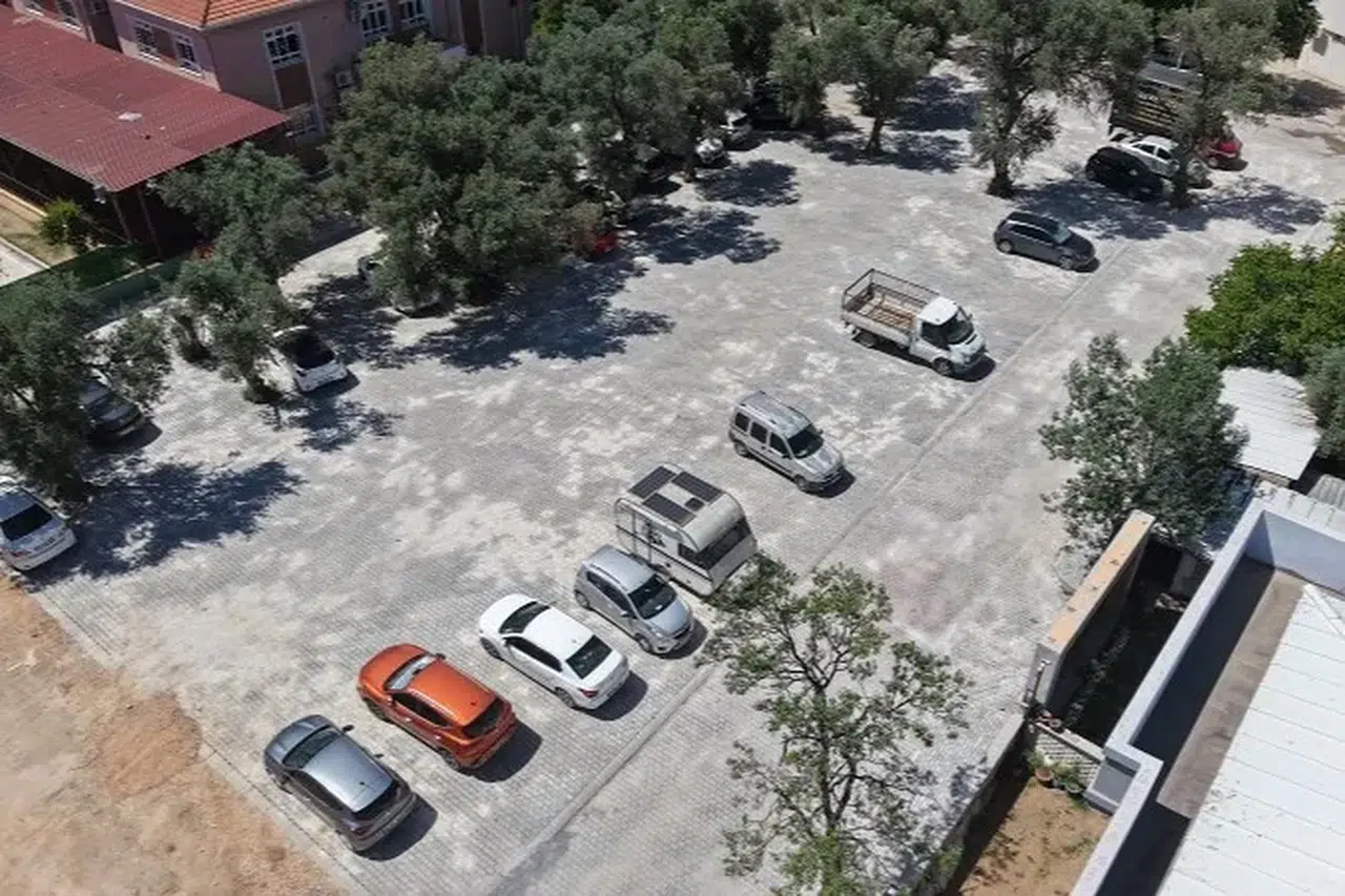Çiçek Talimat Verdi…