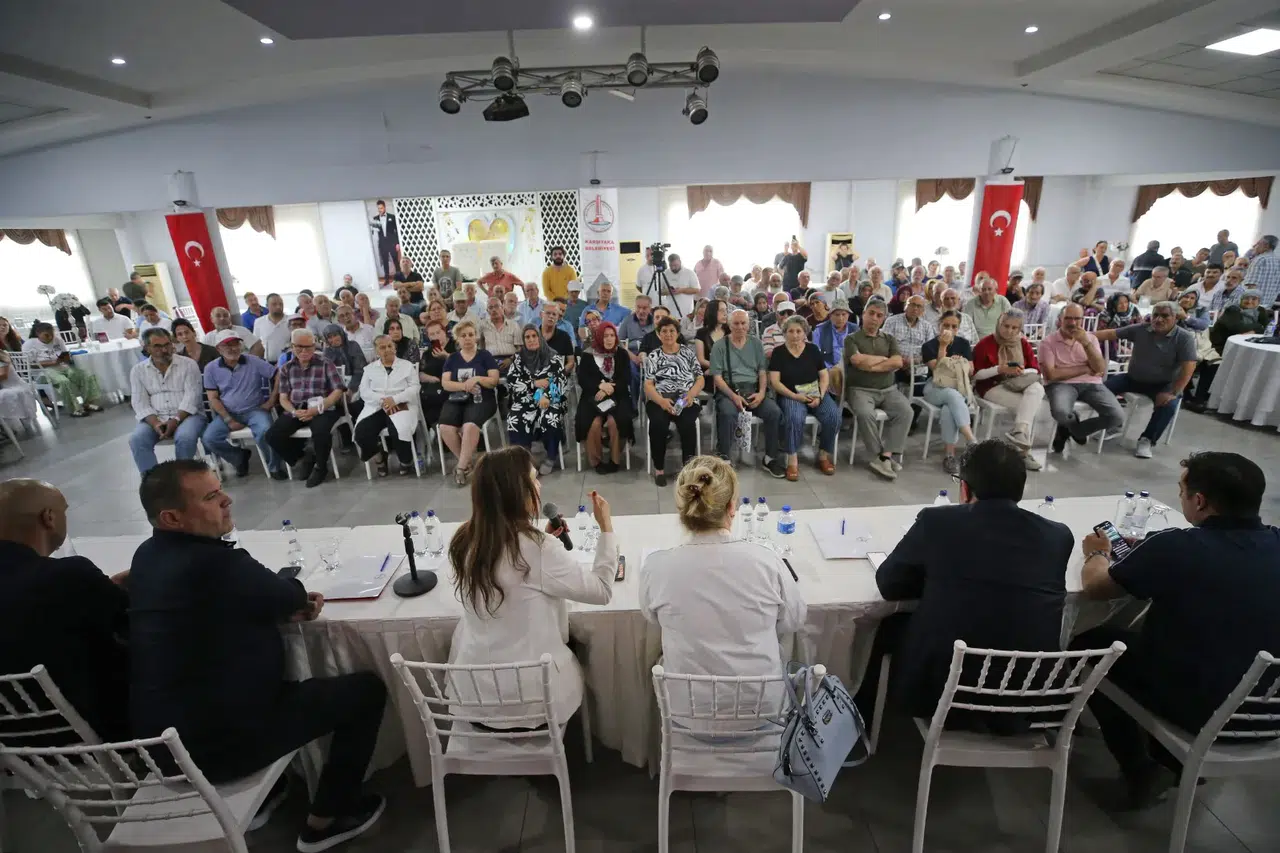 Karşıyaka'da katılımcı yönetim buluşmaları sürüyor