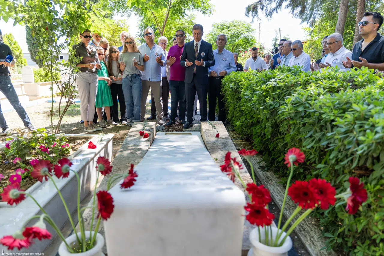 22 yıl sonra aynı saygı ve özlem