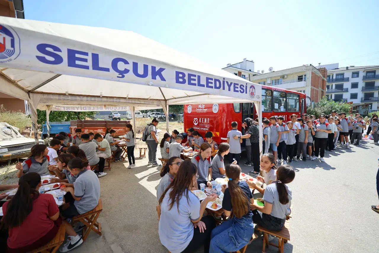 Kent Lokantası Öğrenci Otobüsleri Tatile Girdi: Başkan Sengel’den Öğrencilere Tatil Mesajı
