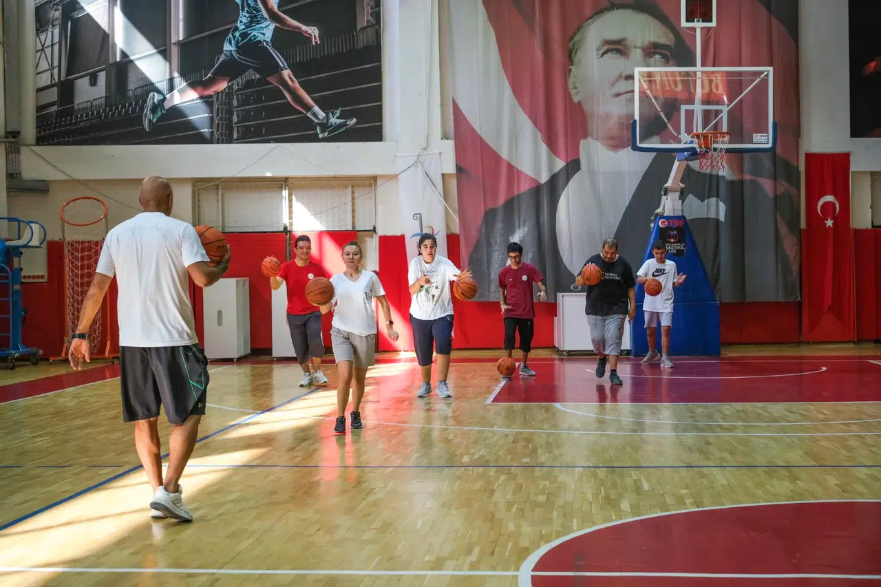 Bayraklı’da Yaz Spor Okulları İçin Kayıtlar Başladı