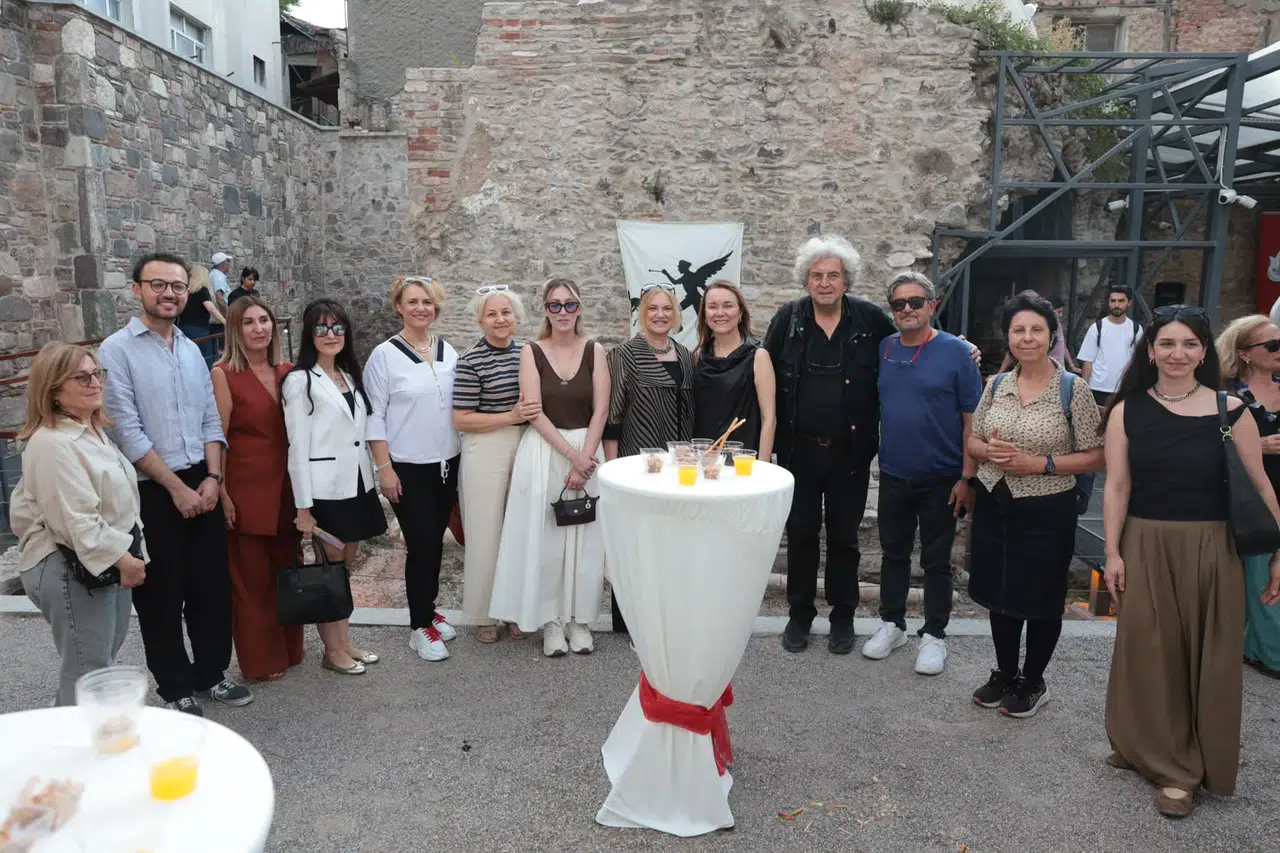 Kıllıoğlu Hamamı sanatla yaşamaya devam ediyor: “Görünmeyen Formlar” sergisi açıldı