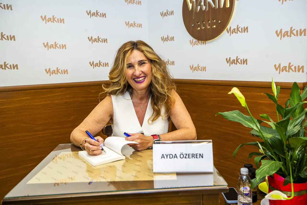 Ayda Onan Özeren’den anlamlı imza: Kitabının tüm geliri kız çocuklarına burs olacak