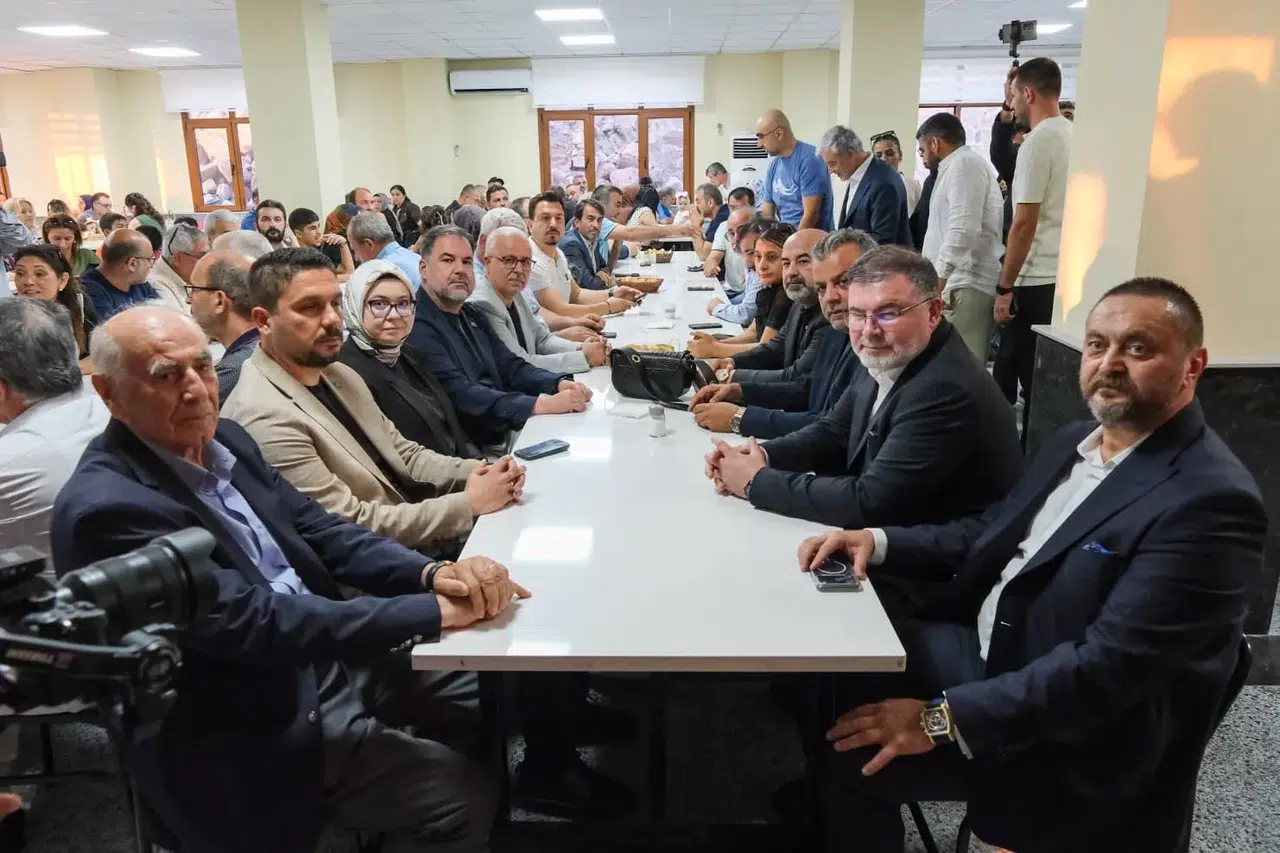 Harmandalı’da Muharrem sofrası: Alevi-Sünni kardeşliği vurgusu