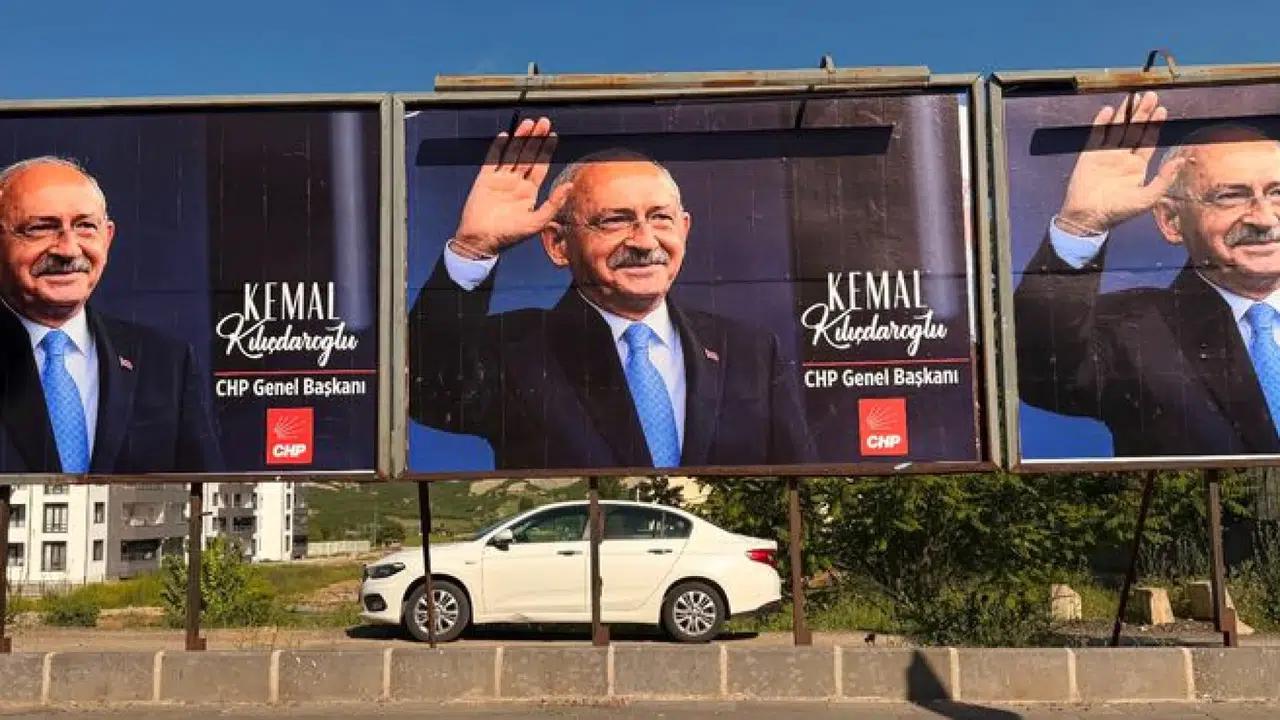 Tunceli'de Kılıçdaroğlu afişleri için valilikten net açıklama: İddialar gerçeği yansıtmıyor