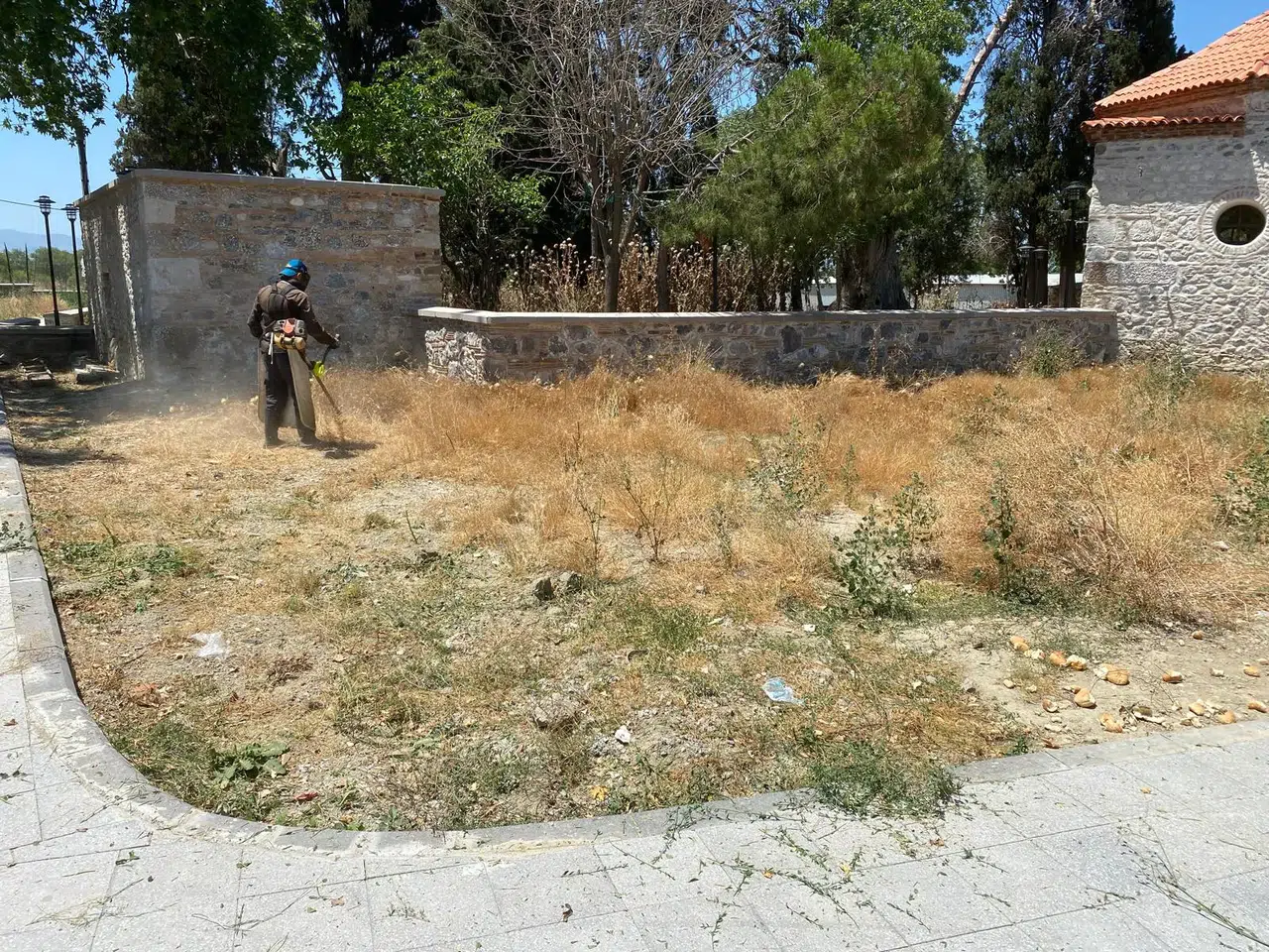 Manisa'da manevi duraklara vefa dokunuşu: Karacaahmet Türbesi yenilendi