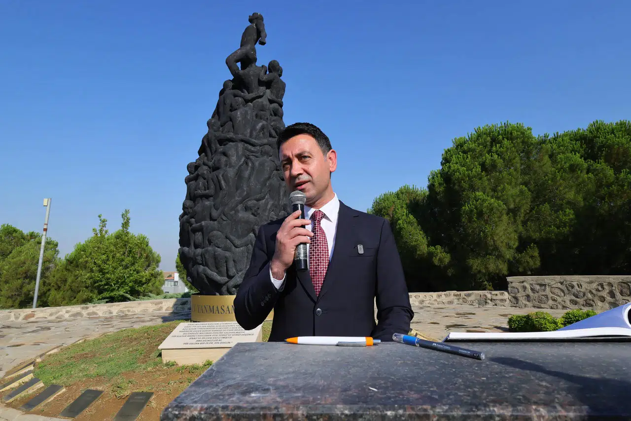 Bayraklı’da 2 Temmuz hüznü: Madımak şehitleri unutulmadı