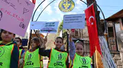 Minik öğrenciler kütüphanede kitaplarla buluştu