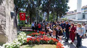 “Öz annemizsiniz, hepimiz sizin çocuklarınızız”