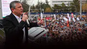 Cumhuriyet Meydanı'ndan İzmirlilere Mesaj: Otobüs Üstünden Seslenecek!