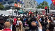 İzmir'deki Özel Mitingine Güvenlik Güçlerinden Müdahale!