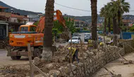 Yeni Foça’da tarihi dere yatağı güçlendiriliyor