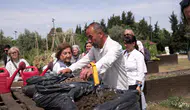 Organik atıklar komposta dönüşüyor