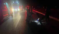Ödemiş'te gece yarısı acı olay: Alzaymır hastası yaşlı adam iki aracın altında kalarak can verdi