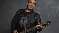 Mide kanaması geçiren Haluk Levent yoğun bakıma kaldırıldı