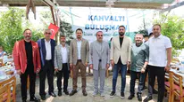 Ege'nin kalbinde Maraş esintisi: Hemşeriler dayanışma sofrasında kenetlendi