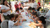 Bornova'da tatil heyecanı zirve yaptı: Büyükpark miniklerle şenlendi