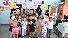 Başkan Tugay’dan Kiraz ve Aliağalı çocuklara karne hediyesi