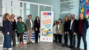 Foça’da “Sivil Katılımı Güçlendirme ve İlk Adım Projesi” Tamamlanıyor: Gençler, STK’lar ve Kamu Bir Araya Geliyor