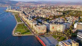 İzmir emlak piyasasında durgunluk dönemi: Konut satışlarında gözle görülür düşüş