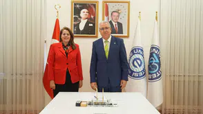 Egeli araştırmacıların ürettiği  ‘Sağlıkta Güvenli İlaç Hazırlama Önlüğü’ faydalı model belgesi aldı