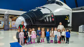 Karşıyakalı anaokulu öğrencileri Uzay Kampı’nda