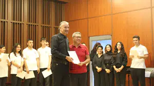 “Sanat Engel Tanımaz”