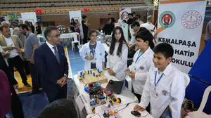 İzmir İmam Hatipler Bilim, Kültür, Sanat ve Spor Şenliği Coşkuyla Gerçekleşti