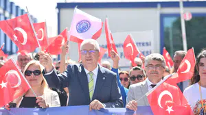 Ege Üniversitesinde bahar şenliği ateşi yakıldı