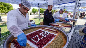 İzmir'de muharrem ayı aşureyle taçlandı