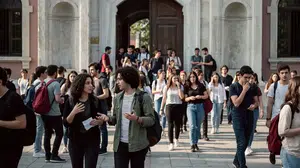 2026 TYT Sosyal Medya Analizleri: YKS'nin Türkçe ve Matematik Soruları Beklentileri Aşacak mı? | EĞİTİM GÜNDEMİ