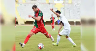 Karşıyaka'da bahis krizi, Tolga Ünlü'nün performansıyle dikkatleri üzerine topladı.