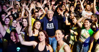 Rektör Prof. Dr. Budak, The Rocktors ile sahne aldı