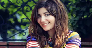 Şebnem Bozoklu Kimdir, Kaç Yaşında, Aslen Nereli, Evli mi, Eşi Kim, Çocuğu Var mı, Alevi mi, Hangi Yapımlarda Rol Aldı?