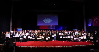 DOKUZ EYLÜL ÜNİVERSİTESİNDE BİLİM ŞÖLENİ: TÜBİTAK LİSE PROJELERİ BÖLGE FİNALİ YAPILDI