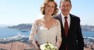 Aslı Akyavaş kimdir, kaç yaşında? Orhan Pamuk ile Aslı Akyavaş evli mi?