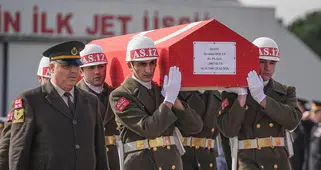 GÖZYAŞLARI SEL OLDU