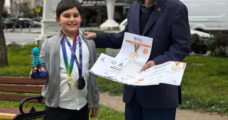 Torundan dedeye “En güzel bayram hediyesi”